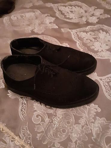 işlenmiş eşyalar: Gencede satilir nabuk botinka su kecirmir — 1