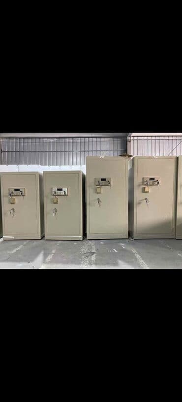 Seyf Yüksək keyfiyyətli seyflərin satışı Unvana catirilma daxildir