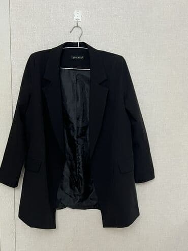 şuba geyim: Qadınlar üçün klassik qara bleizer 60Azn Alinib 3defe geynilib 20Azn — 1