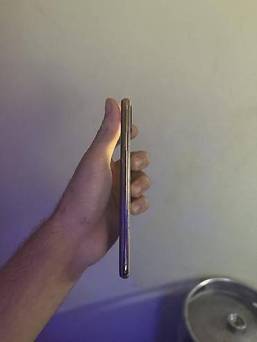 mikro qulaqciq satisi: IPhone Xs Max, 256 GB, Qızılı, Zəmanət, Qırıq, Simsiz şarj — 2