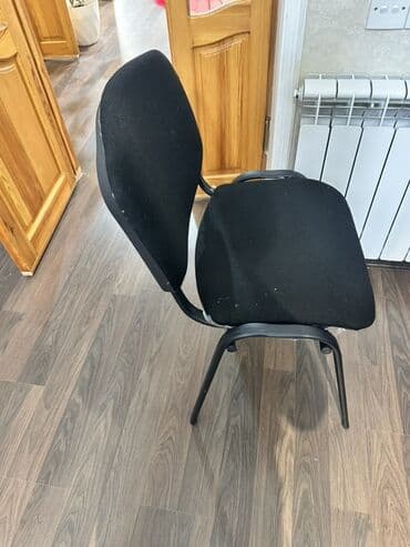 Офисные стулья: Qara rəngli ofis/konfrans stulu - Yumşaq süngərlə doldurulmuş parça — 2