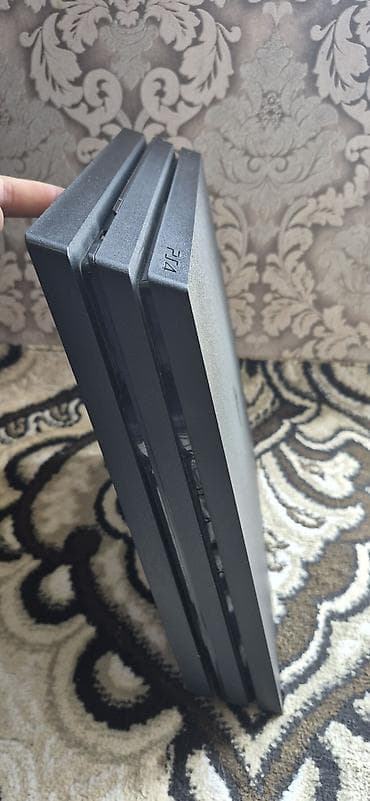 gta sumqayit yukle: PlayStation 4 Pro oyun konsolu seti - Model: PS4 Pro (Sony) - Rəng — 7