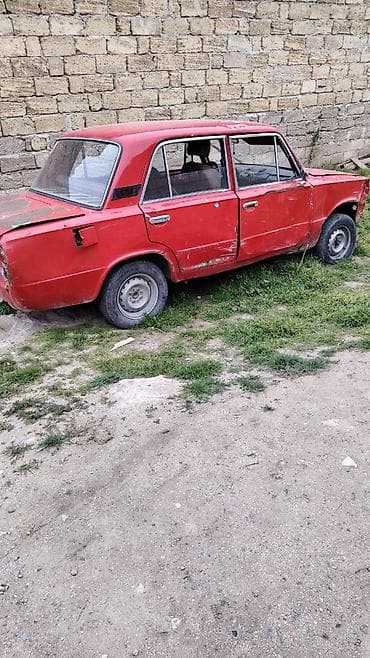 ford mustang 1969: Maşın satılır təcili *Qiymət: 950 manat* Real alan əlaqə saxlasın — 2