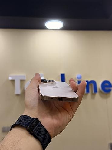 iphone 113: IPhone 16 Pro, 128 GB, Desert Titanium, Zəmanət, Kredit, Simsiz şarj — 3