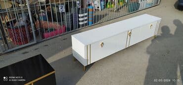 Yeni, Düz TV altlığı, Polkalı, Laminat, Belarusiya