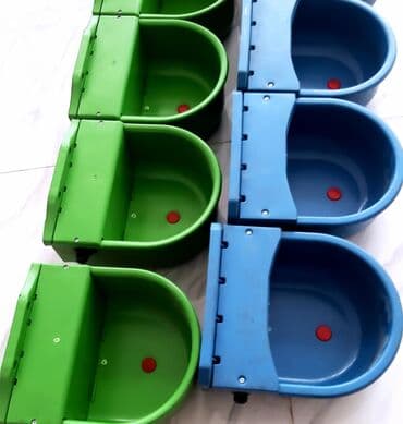 Yem qabı, Su üçün, Heyvanlar üçün, Ünvandan götürmə, Pulsuz çatdırılma, Ödənişli çatdırılma