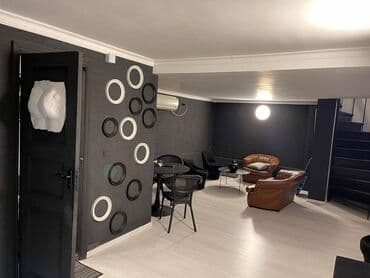 xacmaz obyekt: Sahil metrosuna yaxin 90kv sahəsi olan obyekt 3otaqli ofis 1000azn — 15