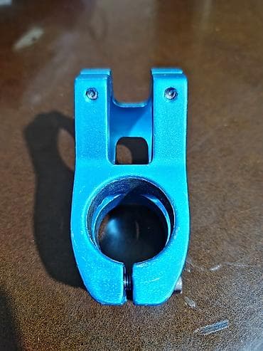 ehtiyat hisseleri vaz: MOTSUV - Brend: MOTSUV (loqo üzərində) - Rəng: mavi, anodlaşdırılmış — 5