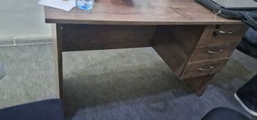 ofis masası 2. el: İşlənmiş, İşçi üçün, Kvadrat masa — 2