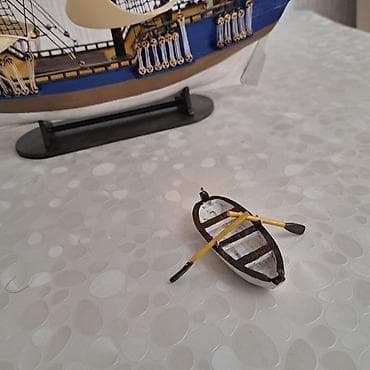 eli arabasi: Taxtadan yelkənli gəmi maketi uzunluğ 60sm hündürlük 43sm eni 19sm — 6