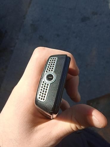 телефон fly ff247 black: Nokia N73, цвет - Черный, Кнопочный — 4