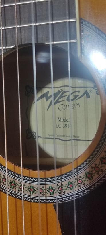 gitara tarnada: MEGA Guitars LC 3910 elektro-klasik gitara - Korpus: klassik forma — 3