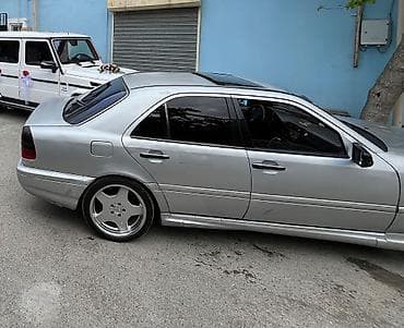 Колесо AMG 245 / 40 / R 18, 5 Болтов — 2