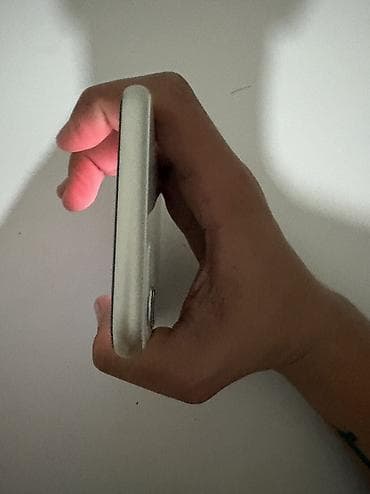 philips xenium 9@9d: IPhone 11, 64 GB, Ağ, Simsiz şarj, Face ID — 4