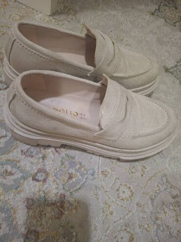 Ölçü: 38.5, rəng - Bej, İşlənmiş