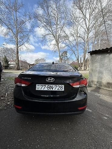suret paneli: Marka: Hyundai Model: Elantra Rəng: Qara Avtomobilin təsviri: - — 9