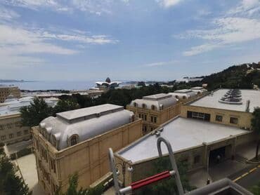 at yalında evlər: Bakı, 4 otaqlı, Köhnə tikili, m. İçərişəhər, 120 kv. m — 19