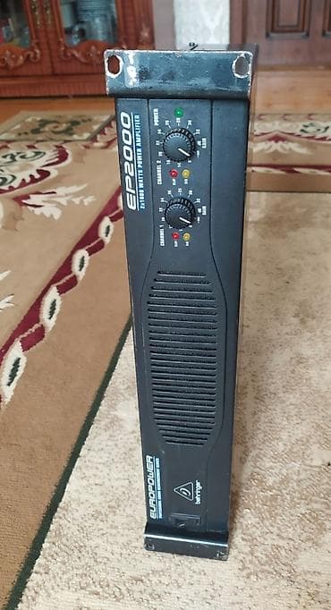orjinal ses: Behringer Europower EP2000 güc gücləndiricisi - Model: EP2000 — 1