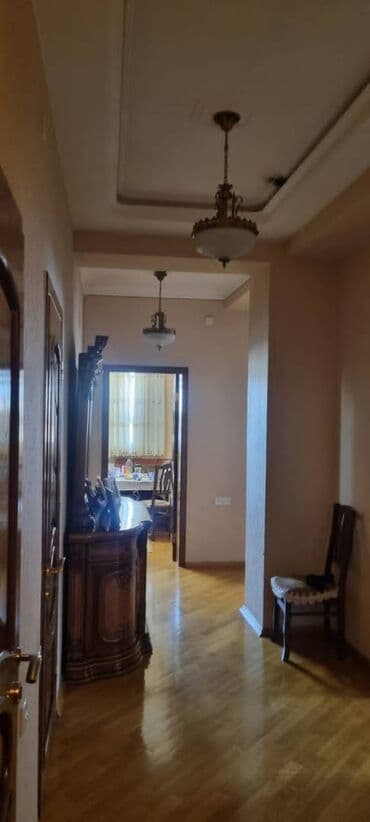 dasinmaz emlak agstafa: 3 otaqlı, Yeni tikili, m. İnşaatçılar, 104 kv. m — 7