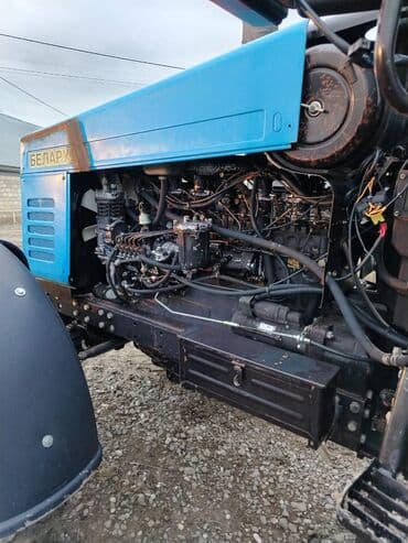 mtz 80 turbo: Traktor Belarus 1221.2 - Güclü 6 silindrli dizel mühərrik, yüksək — 5