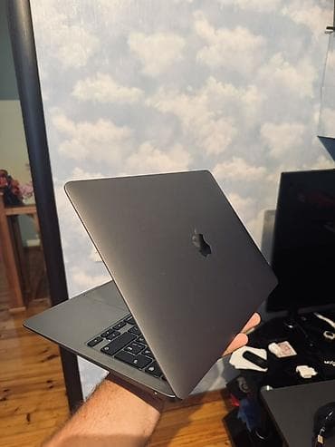 i̇phon 8: Apple MacBook Air – Space Gray - Model: MacBook Air 13" - Ekran — 3