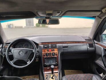 yağış sensoru: Mercedes-Benz E 220: 2.2 l | 1999 il Sedan — 9