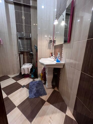 qutqaşınlı küçəsi: Salam,Xırdalan şəhərində M. Ə. Rəsulzadə küçəsində təmirli əşyalı — 2