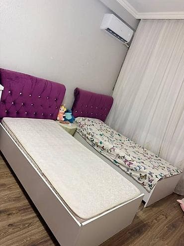 mebler: LaleCarpayilar ikisi 200 azn Tek tek de satilir biri 100 azn Matras — 1