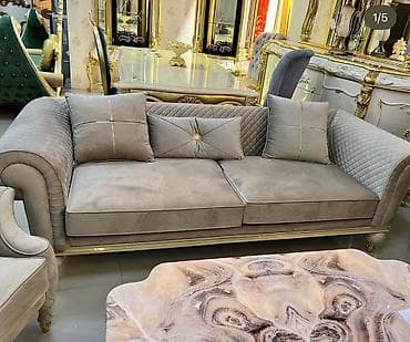 Qonaq desti 10.000azn. deste daxildi: 2divan 1kreslo Mermer stol — 4