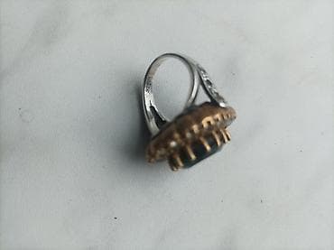 kolca: Üzük, Gümüş, Zümrüd — 1