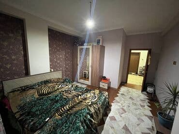 1 ci mikrorayon satilan evler: 2 otaqlı, Yeni tikili, m. Həzi Aslanov, 90 kv. m — 4