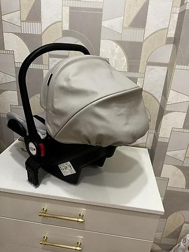 Avtokreslolar: Uşaq avtomobil oturacağı / beşik tipli “infant carrier” - Yaş qrupu — 3
