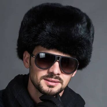 теплая верхняя одежда: Мужская шапка-ушанка из искусственного меха Мужская шапка-бомбер — 1