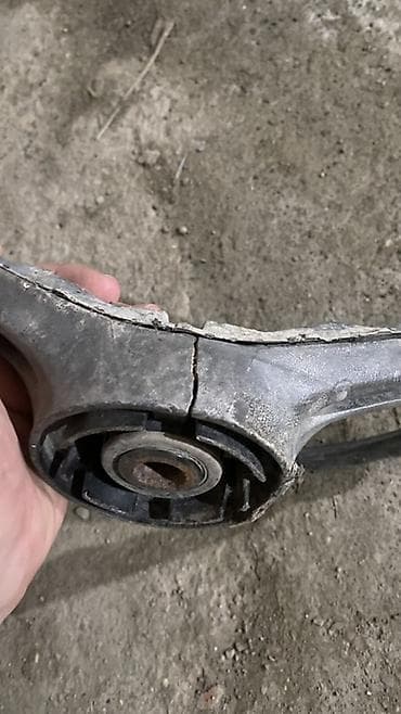 rol: Sovet istehsalı klassik avtomobil sükanı - Material: metal karkas və — 3