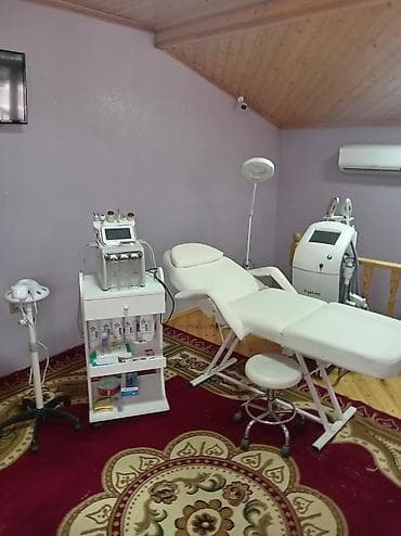 tibbi carpayı: Kosmetologiya üçün tam təchizatlı aparat və mebel dəsti Tərkib: - — 6