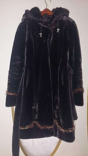 papatya nerimanov: Tünd kariçnivı. Əyində qəşəng qalır. S razmerdi. Nərimanov metrosu — 3