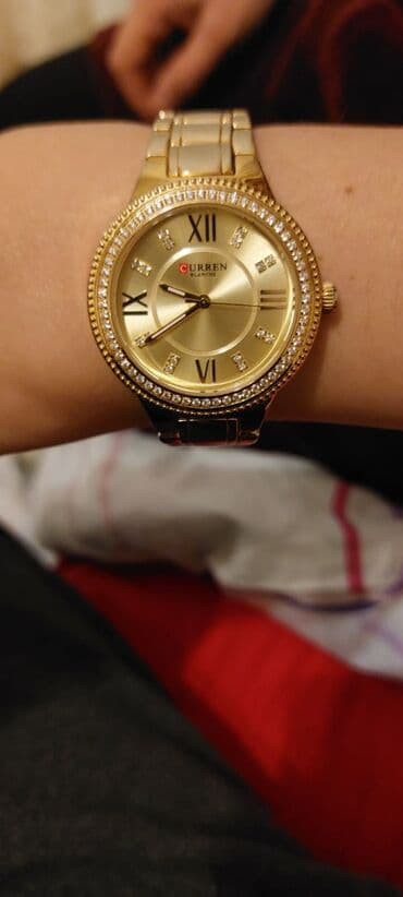 qizil qolbaq: Qol saatı, Curren, rəng - Qızılı — 7