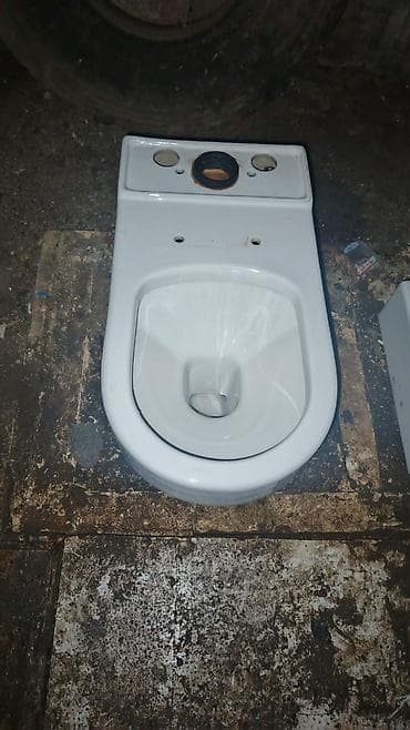 unitaz satilir: TƏCİLİ SATILIR. !Tezə unitaz satılır.İstifadə olunmayıb.Real alıcıya — 7