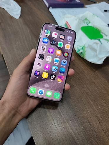iphona 6 plus: IPhone 15 Pro Max, 256 GB, Black Titanium, Face ID — 4
