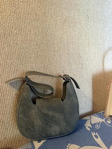 el çantasi: Yenidir — 2