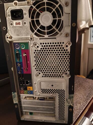 pilanşetler: Model:Aspire SA90 Rating 100-127/220-240Vac, 60 HZ 160 GB SATA 512MB — 3