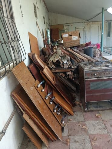 bişmiş şüşə qiyməti: İkinci el tikinti materialı. Qiyməti razılaşma yolu ile — 1