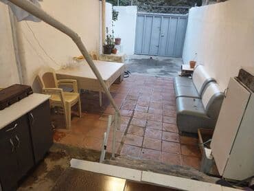 bina az musfiq qesebesi kohne tikili: Nəsimi metrosunun yaxınlığında 5 mertebeli binanın 1-ci mərtəbəsində — 14