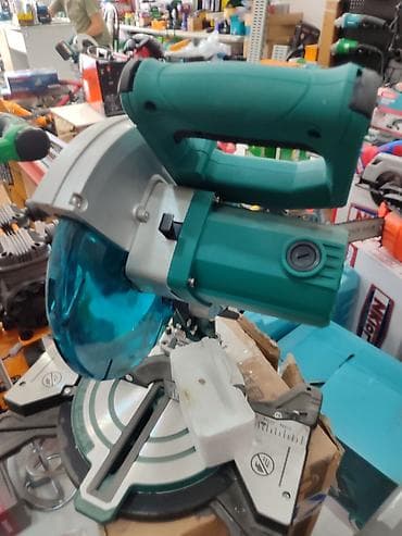 elekt: Sürüşdürməli gönye mişar – elektrikli - Güclü motor və yuxarı — 2