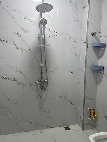 menzil aliram: Gəncə şəhərində Texnologiya Universiteti yaxınlığında 5 mərtəbəli — 10