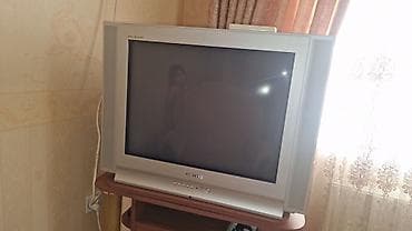 Televizorlar: Samsung katod-şüalı (CRT) televizor və dəbli TV stendi - Brend/model — 3