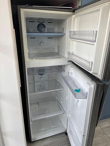 холодильник для машины: Satılır: İki qapılı, üstdən donduruculu soyuducu soyuducu tecili — 2
