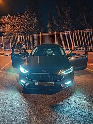 Ford fusion 2017 sedan probeg: 211500 2 motor - Korpus: qara rəng