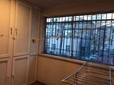 kirayə ev ayliq: İnşaatçılar metrosu yaxınlığı, Ailə TV-nin yanında 5 mərtəbəli binanın — 15