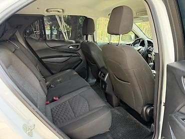 Chevrolet Equinox – ağ rəngli, şəhər və uzun yol üçün rahat kompakt — 6